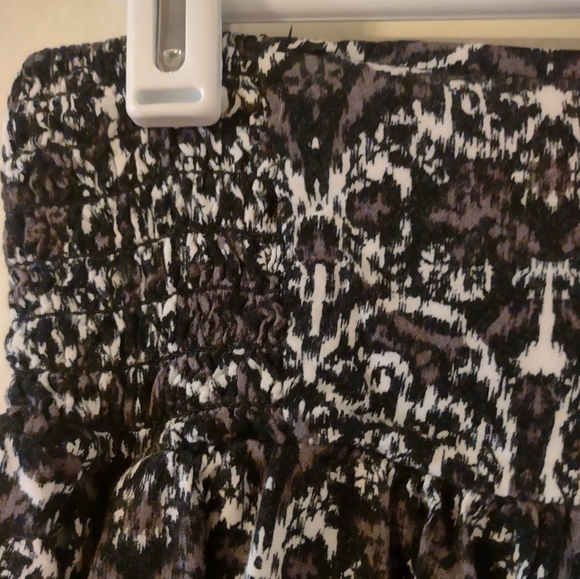 Vintage 90's Xhilaration Mini Skirt Artsy Boho Rayon Bohemian Floral Pockets XS - Picture 3 of 6